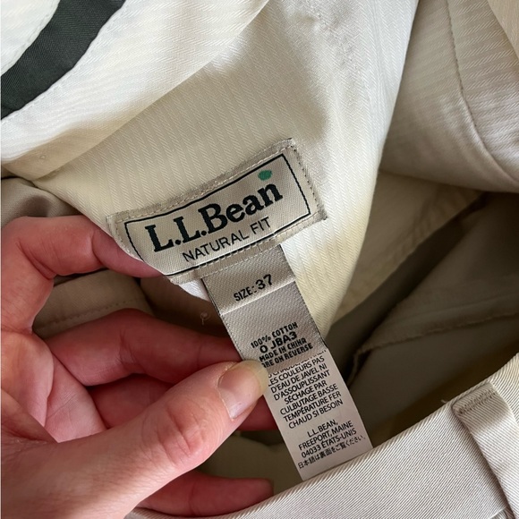 L.L. Bean Men’s Natural Fit Chino Pants 37x29 | 100% Cotton Dress Trousers - Picture 7 of 12